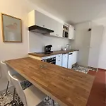 Des Oliviers Holiday home *