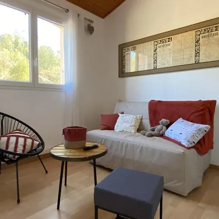 Des Oliviers Holiday home
