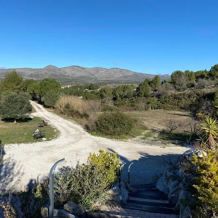 Des Oliviers Holiday home