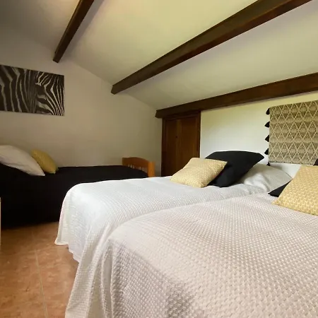 Ferienhaus Des Oliviers Cases-de-Pene