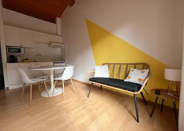 Des Oliviers Nyaraló